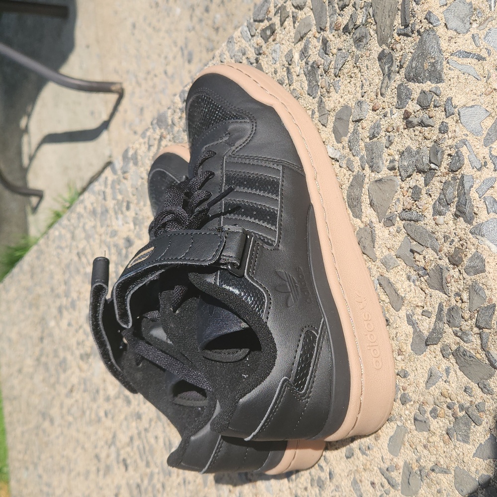 adidas Forum Low Black Gum Snakeskin IE4787